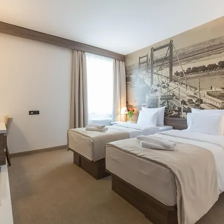 Royal فندق بلغراد